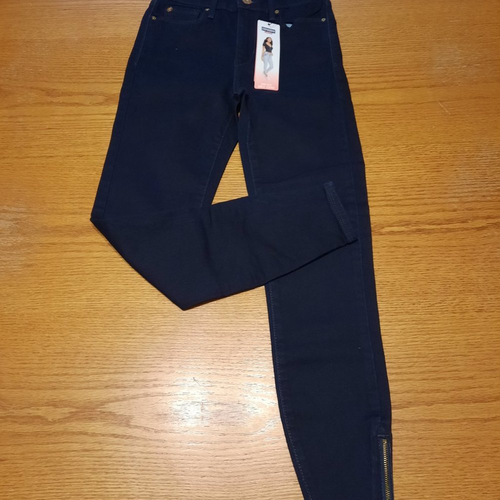 Denizen from Levis High-rise Ankle Jegging Size 1 Zipper Ankles